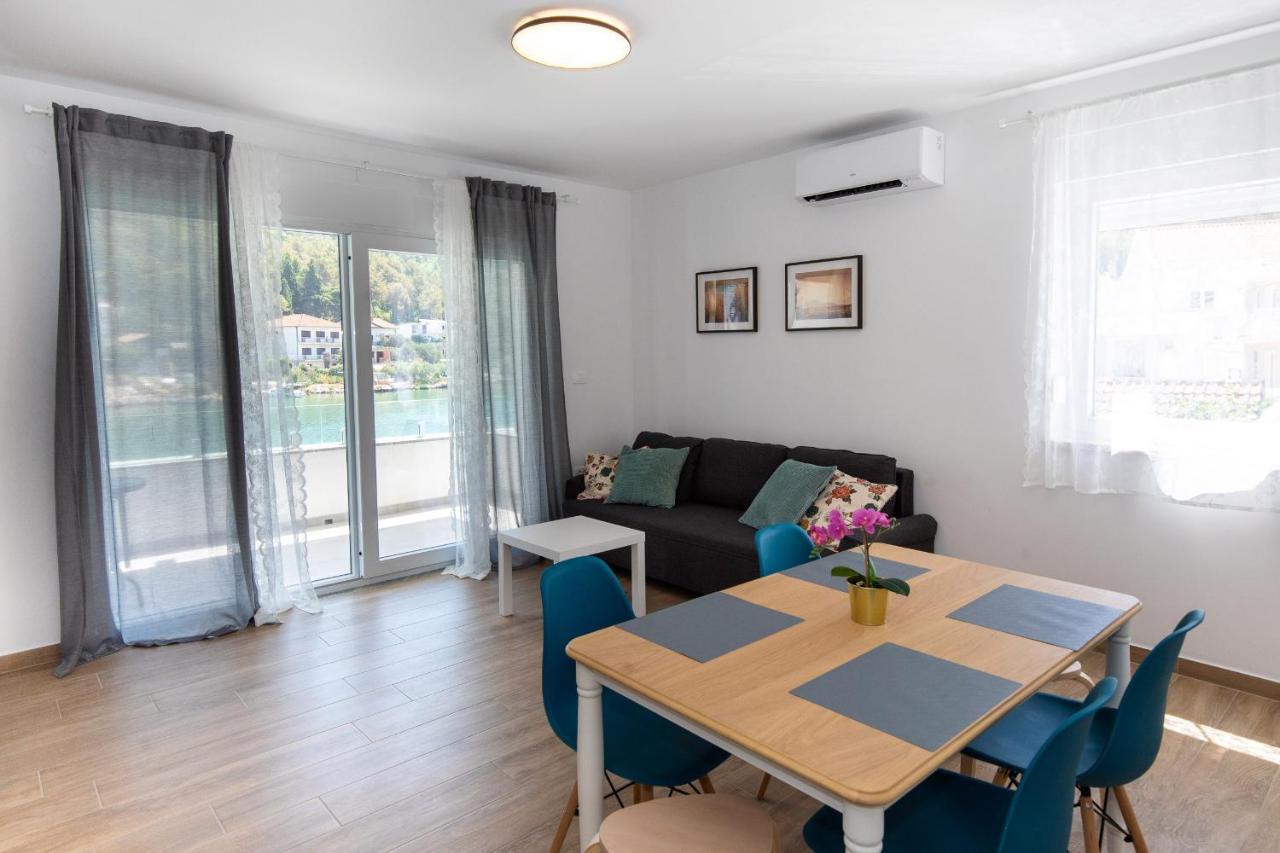 Villa Luni Blace Bagian luar foto