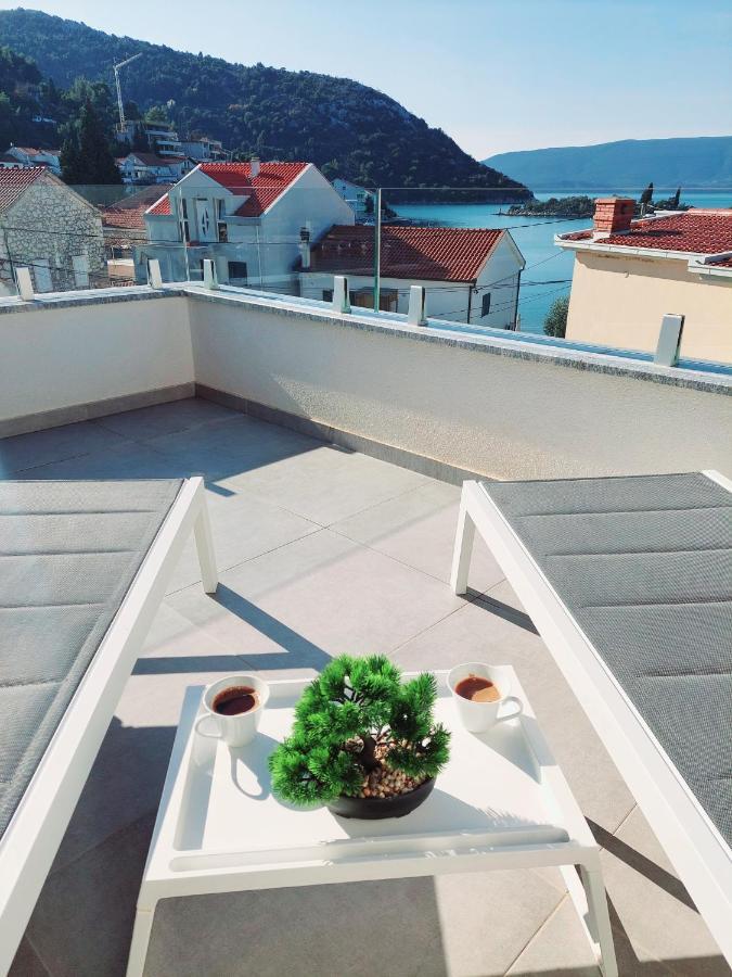 Villa Luni Blace Bagian luar foto